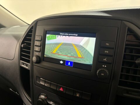 Mercedes-Benz Vito eVito 66 Progressive 28