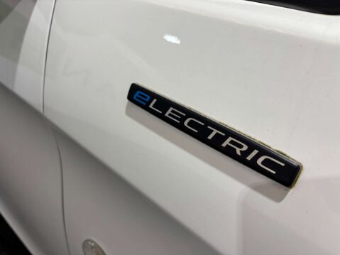 Mercedes-Benz Vito eVito 66 Progressive 45