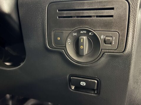 Mercedes-Benz Vito eVito 66 Progressive 21