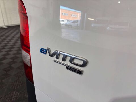 Mercedes-Benz Vito eVito 66 Progressive 48