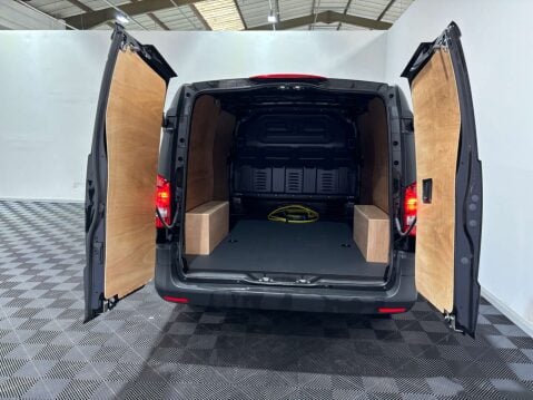 Mercedes-Benz Vito eVito 66 Progressive 10