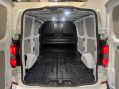 Ford Transit Custom 320 Limited EcoBlue 2.0 SWB 8