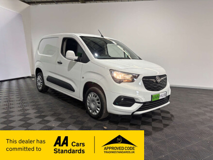 Vauxhall Combo 2300 Sportive 1.5 TD SWB