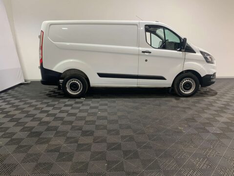 Ford Transit Custom 300 Leader 2.0 EcoBlue SWB 7