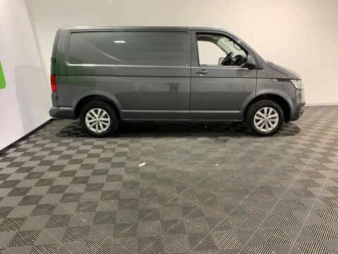 Volkswagen Transporter T28 Highline 2.0 TDI Semi-Auto SWB 3