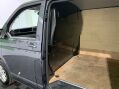 Volkswagen Transporter T28 Highline 2.0 TDI Semi-Auto SWB 10