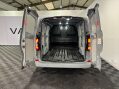 Ford Transit Custom 300 2.0 Limited EcoBlue SWB 10