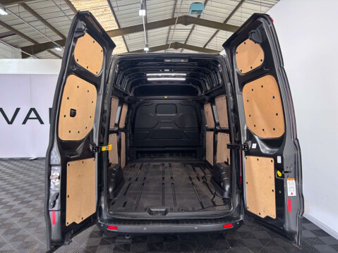 Ford Transit Custom 300 Limited EcoBlue 2.0 LWB 40