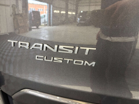 Ford Transit Custom 300 Limited EcoBlue 2.0 LWB 43