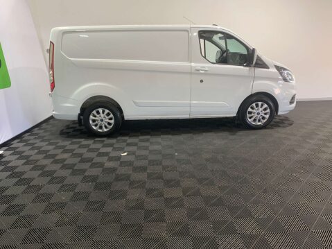 Ford Transit Custom 300 Limited EcoBlue 2.0 SWB 4