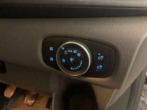 Ford Transit Custom 300 Limited EcoBlue 2.0 SWB 29
