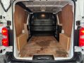 Vauxhall Vivaro F2900 Dynamic 1.5 SWB 31