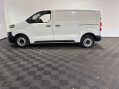 Vauxhall Vivaro F2900 Dynamic 1.5 SWB 33