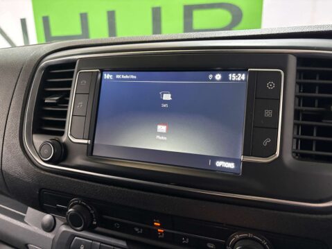 Vauxhall Vivaro F2900 Dynamic 1.5 SWB 16