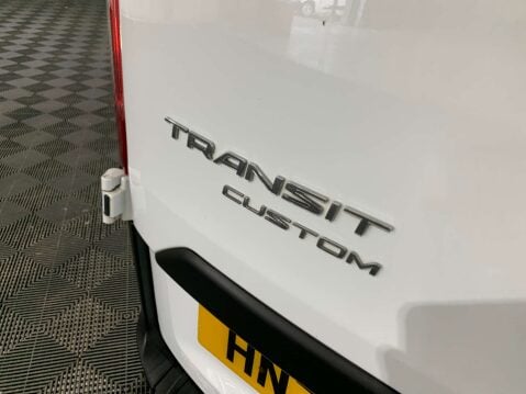 Ford Transit Custom 300 Leader 2.0 EcoBlue SWB 43