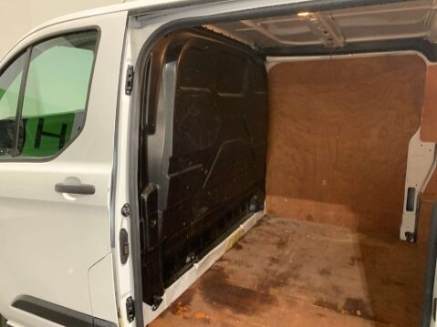 Ford Transit Custom 300 Leader 2.0 EcoBlue SWB 44