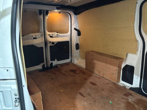 Vauxhall Vivaro F2900 Sportive 1.5 S/S LWB 6