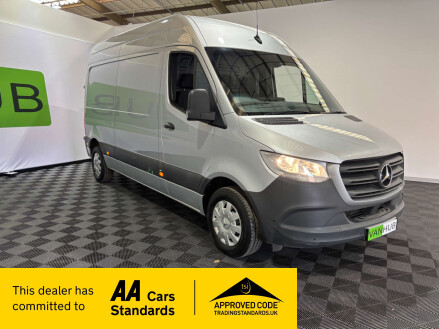 Mercedes-Benz Sprinter 315 Premium 2.0 CDI MWB