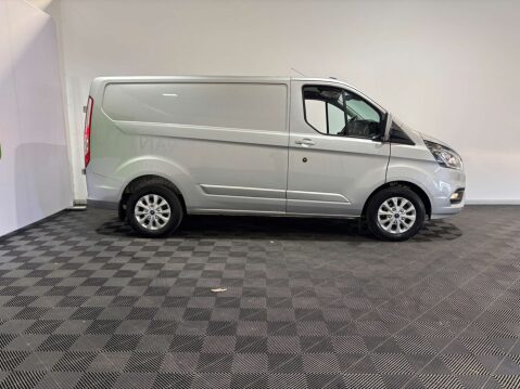 Ford Transit Custom 300 Limited 2.0 EcoBlue SWB 4