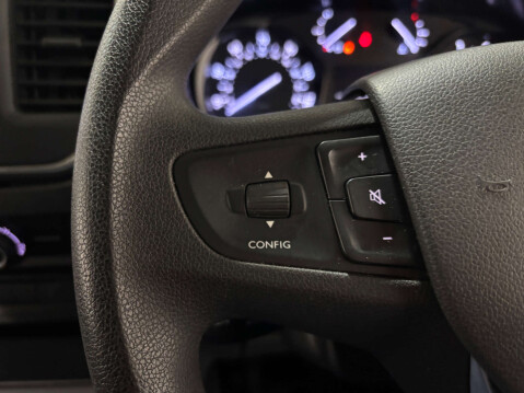Vauxhall Vivaro F2900 Dynamic 1.5 SWB 19