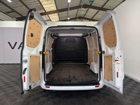 Ford Transit Custom 300 Limited EcoBlue 2.0 SWB 10