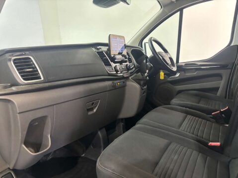 Ford Transit Custom 300 Limited EcoBlue 2.0 SWB 16