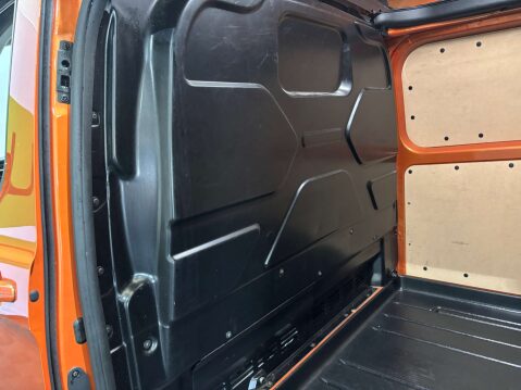 Ford Transit Custom 300 Limited EcoBlue 2.0 Auto LWB 17
