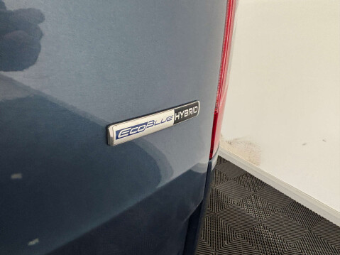 Ford Tourneo Custom 320 Titanium MHEV 2.0 4dr 31