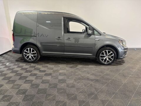 Volkswagen Caddy C20 Highline TDI 2.0 Semi-Auto 3
