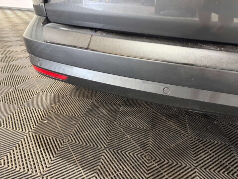 Volkswagen Caddy C20 Highline TDI 2.0 Semi-Auto 28