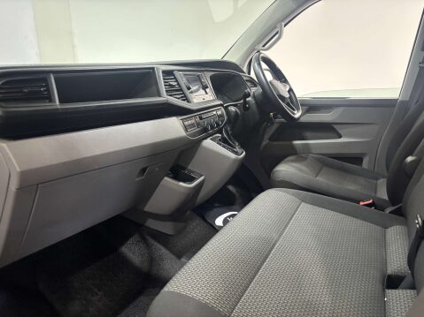 Volkswagen Transporter T28 Highline TDI 2.0 SWB 13