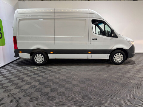 Mercedes-Benz Sprinter 315 Premium 2.0 CDI MWB 3