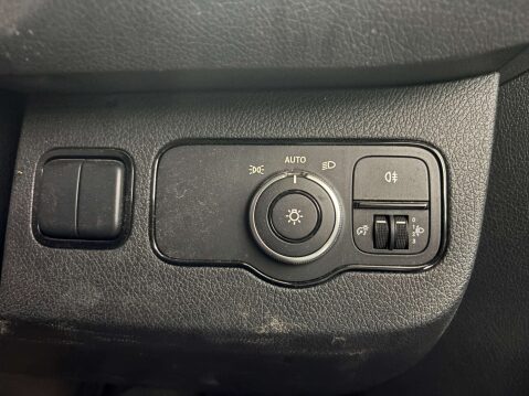 Mercedes-Benz Sprinter 315 Premium 2.0 CDI MWB 19