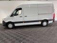 Mercedes-Benz Sprinter 315 Premium 2.0 CDI MWB 9