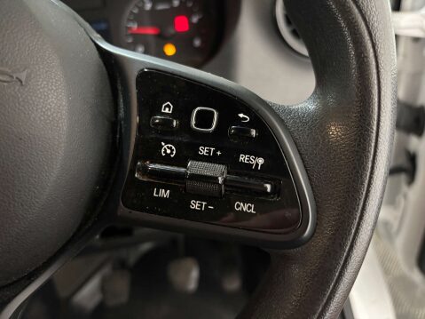 Mercedes-Benz Sprinter 315 Premium 2.0 CDI MWB 30