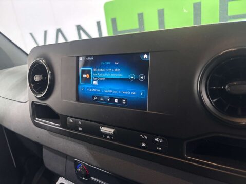 Mercedes-Benz Sprinter 315 Premium 2.0 CDI MWB 31