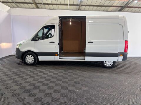 Mercedes-Benz Sprinter 315 Premium 2.0 CDI MWB 10