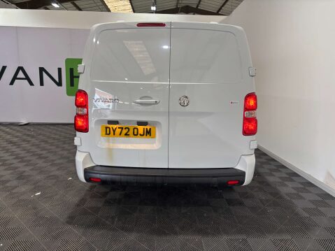 Vauxhall Vivaro F2900 Sportive 1.5 S/S 9