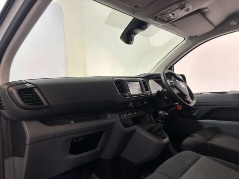 Vauxhall Vivaro F2900 Sportive 1.5 S/S 13
