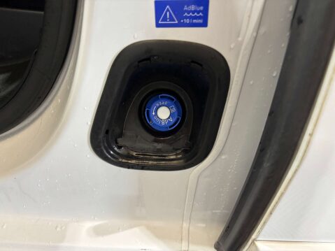 Vauxhall Vivaro F2900 Sportive 1.5 S/S 34