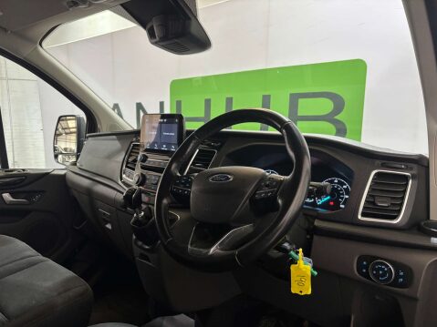 Ford Transit Custom 300 Limited 2.0 EcoBlue 4
