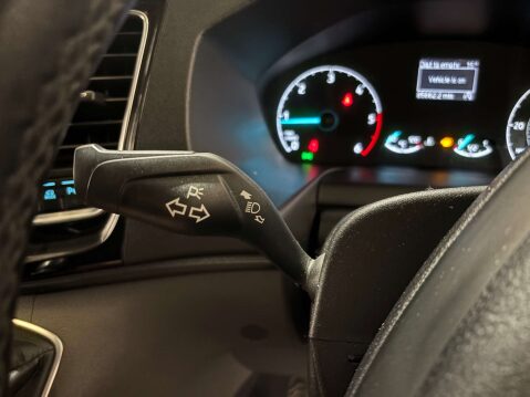 Ford Transit Custom 300 Limited 2.0 EcoBlue 32