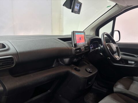Citroen Berlingo 1000 Driver Blue HDi S/S 1.5 Auto 13