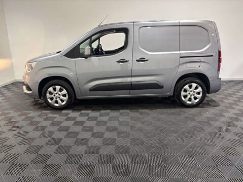Vauxhall Combo 2000 1.5 Griffin Edition TD 39