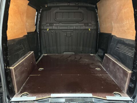Peugeot Partner Premium Blue 1.5 HDi 36