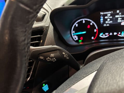 Ford Tourneo Connect 1.5 Tourneo Connect Grand Titanium TDCi 5dr 32