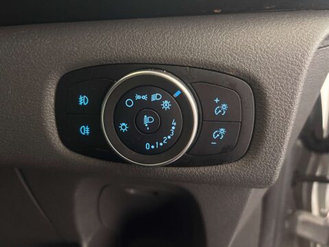 Ford Transit Custom 280 Limited 2.0 EcoBlue 37