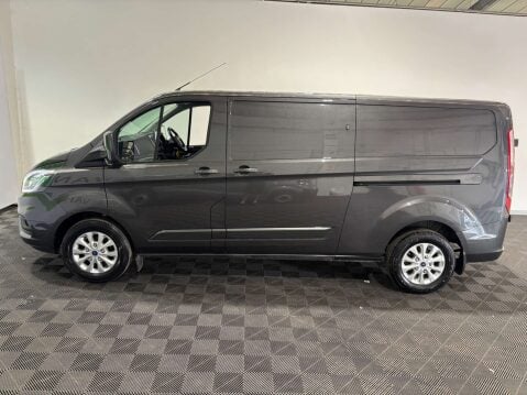 Ford Transit Custom 300 Limited EcoBlue 2.0 11