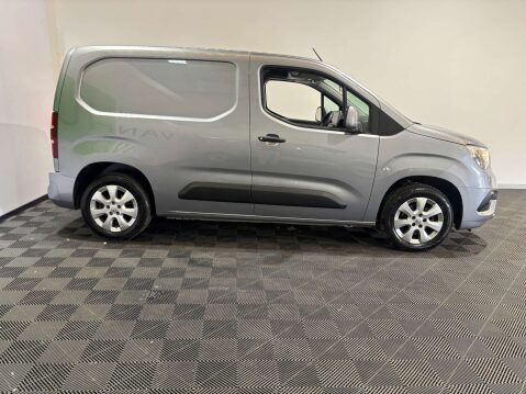 Vauxhall Combo 2000 Griffin Edition 1.5 TD 6