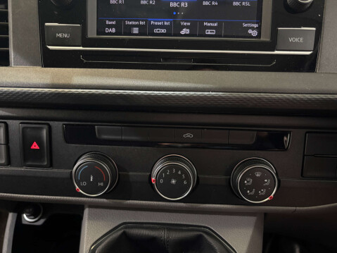 Volkswagen Transporter T28 StartLine 2.0 TDI 23